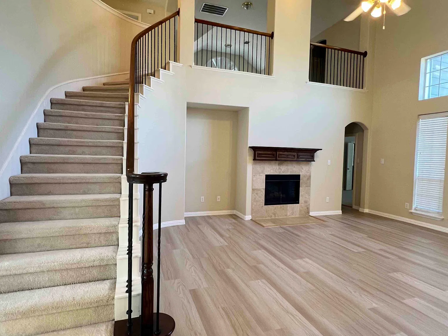 5 bed, 3.5 bath, 3189 sqft, $3,250 — Photo 4