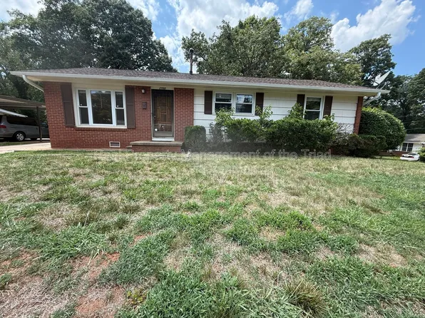 2700 Brightwood Ct, Winston Salem, NC 27127