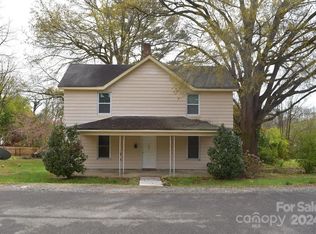 103 S Inman Ave, Bessemer City, NC 28016