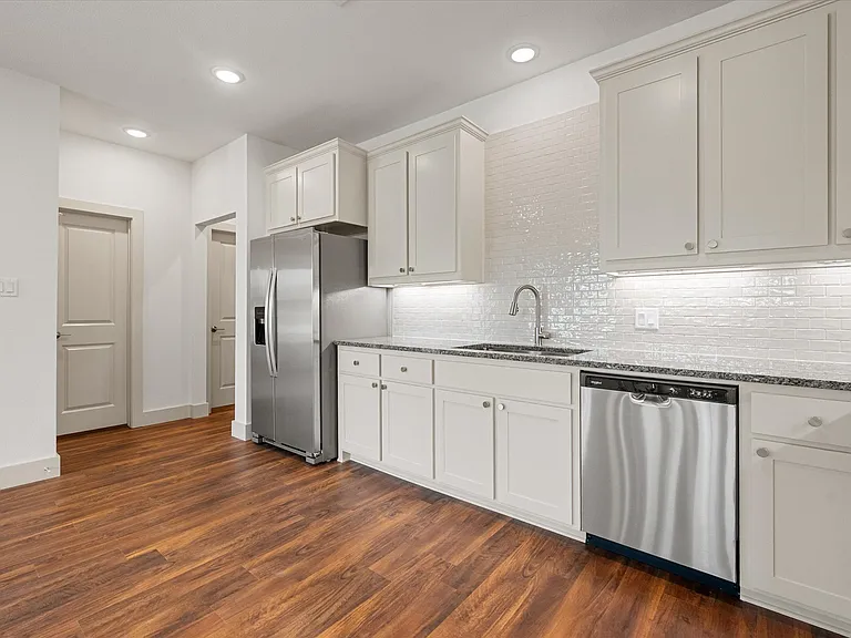 508 E Kimball St #1 — Photo 10