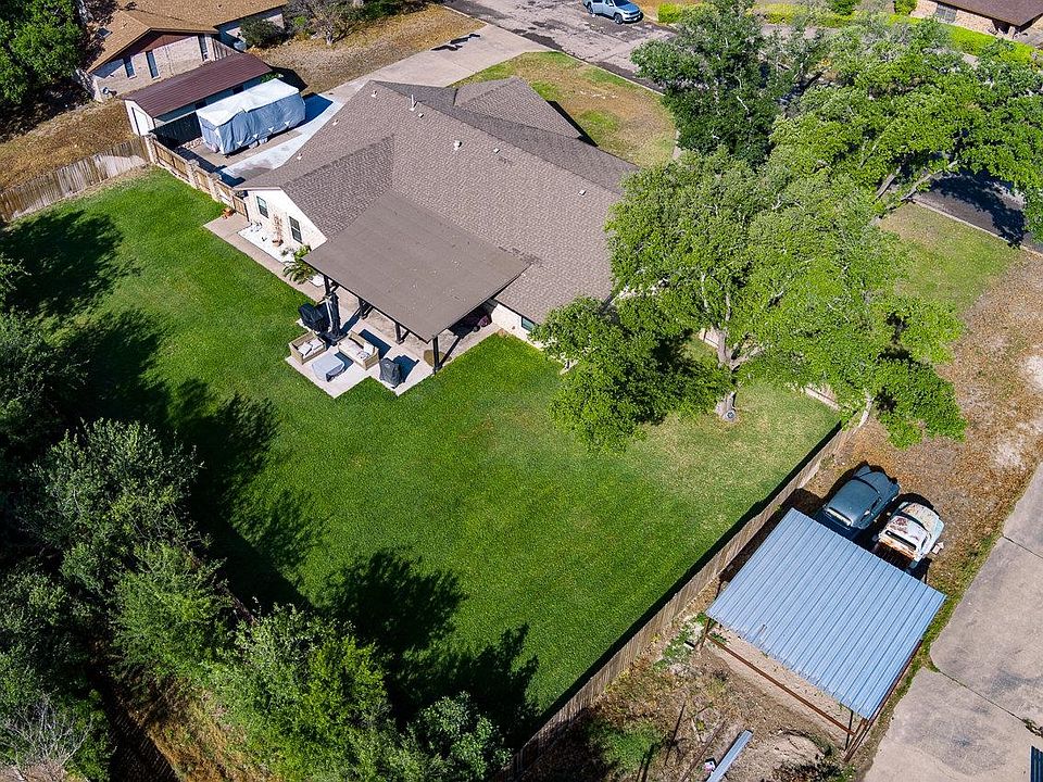 407 Meandering Way, Del Rio, TX 78840 Zillow