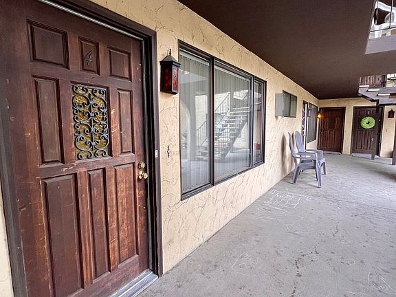 5th image of 703 S 38th Ave APT 4