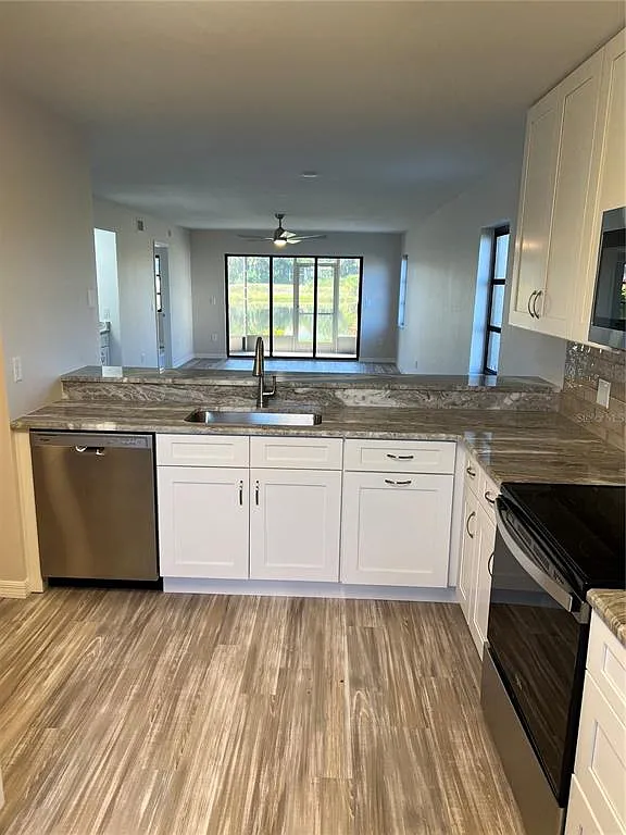 2 bed, 2.0 bath, 1228 sqft, $1,700 — Photo 4