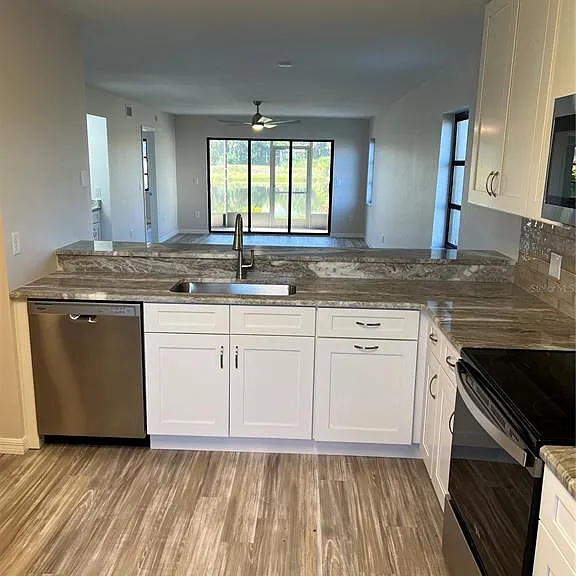 175 Kings Hwy #A8 — Photo 4