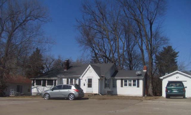 2nd image of 6641 Sassenrath Ln