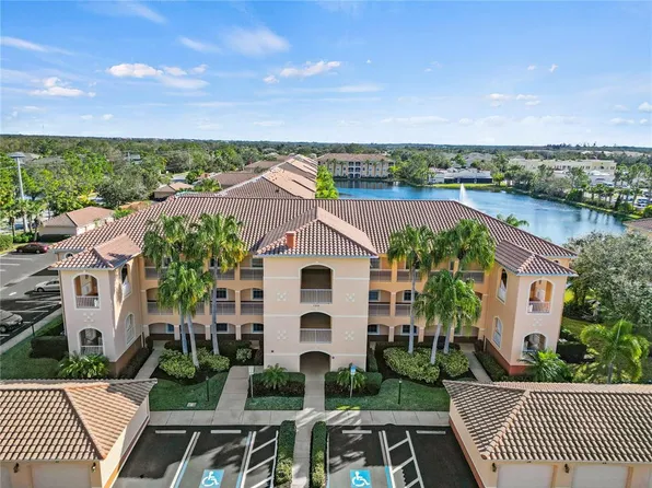 150 L Pavia Blvd Unit 32, Venice, FL 34292