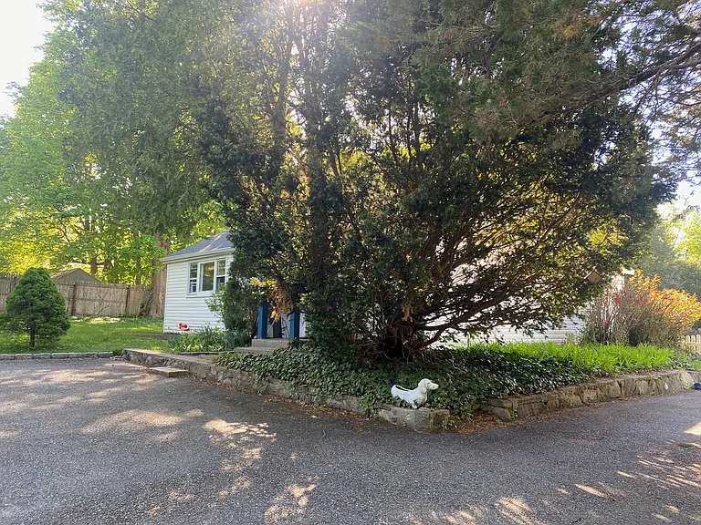 11 Shady Brook Ln #A — Photo 16