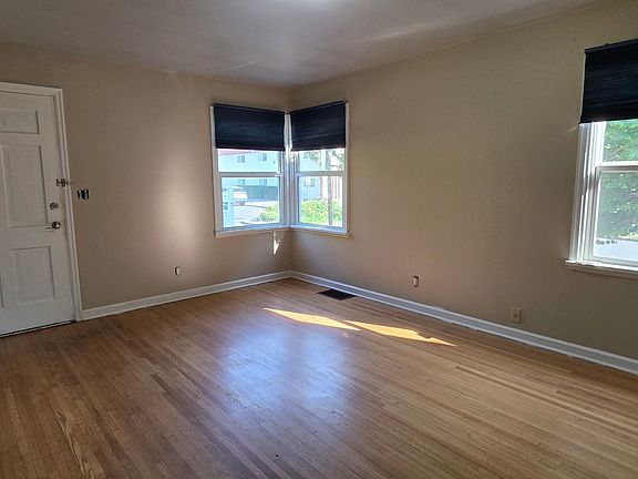 3rd image of 501 Wells Ave N #A