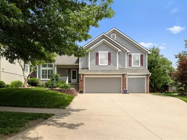 3701 Durham Ct, Saint Joseph, MO 64506