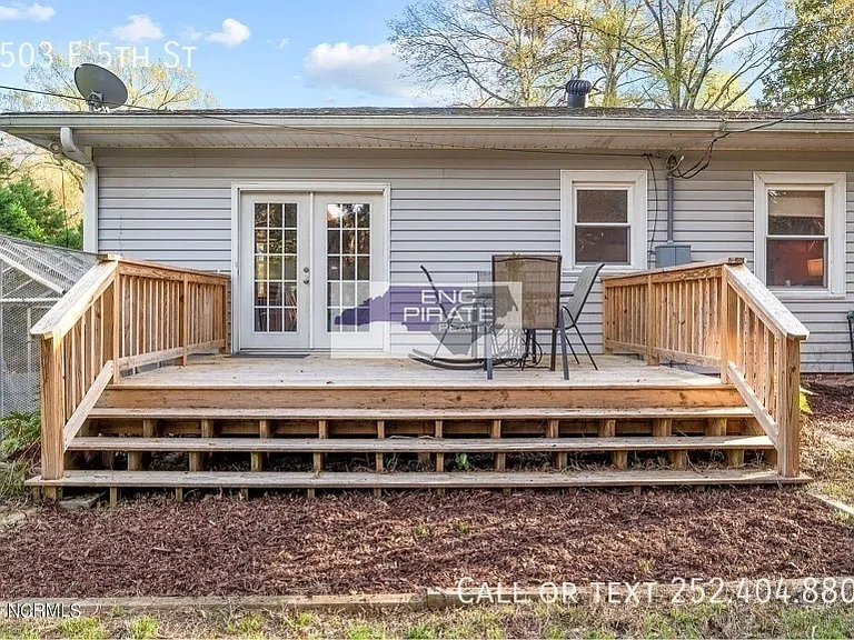 2503 E 5th St — Photo 39