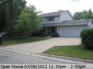708 Simonet St, Green Bay, WI 54301
