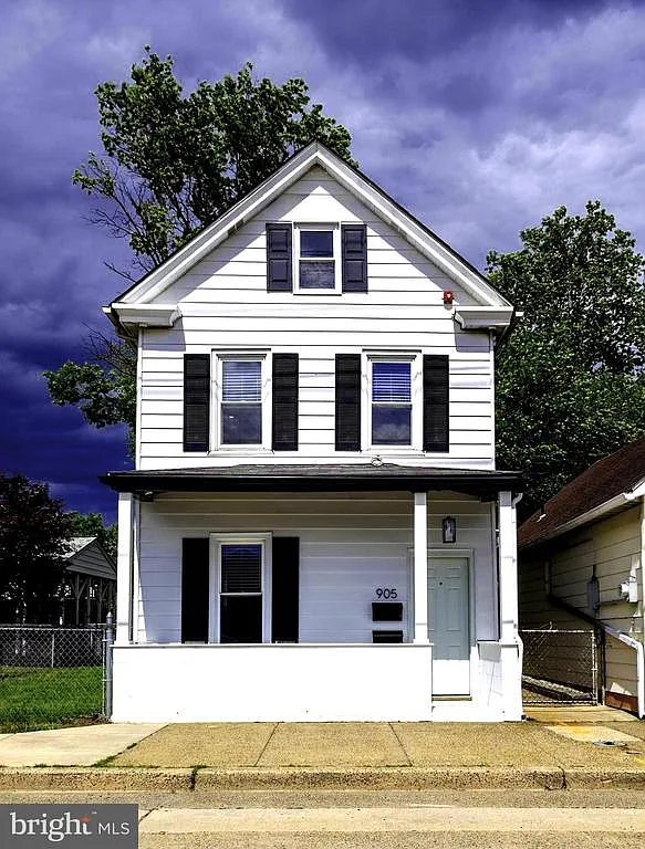 Building Photo - 905 Jersey Ave #1