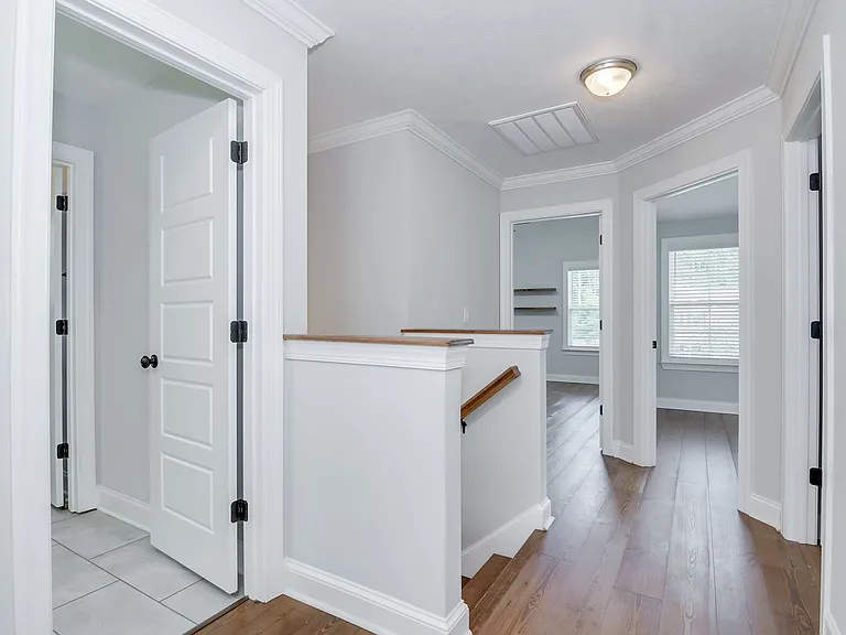 344 Colonnades Dr — Photo 28