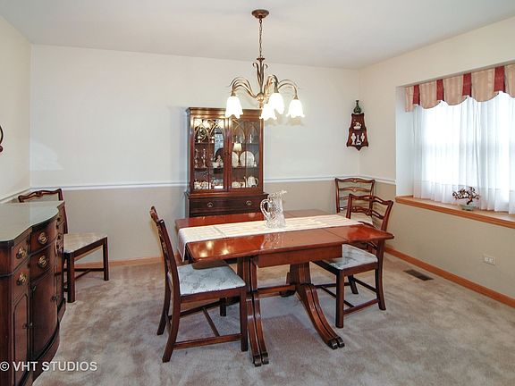 3rd image of 8838 Patrick Ct