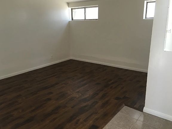 Large primary bedroom