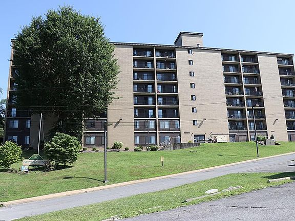 2nd image of 410 Cleveland Ave #473dvj0nc