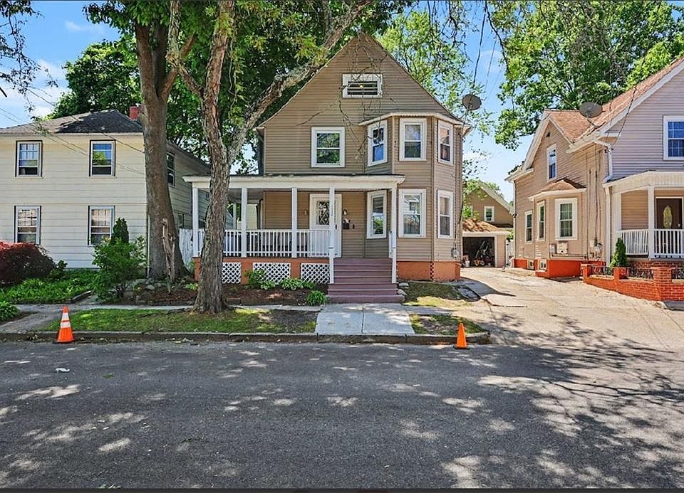 1st image of 172 Massachusetts Ave