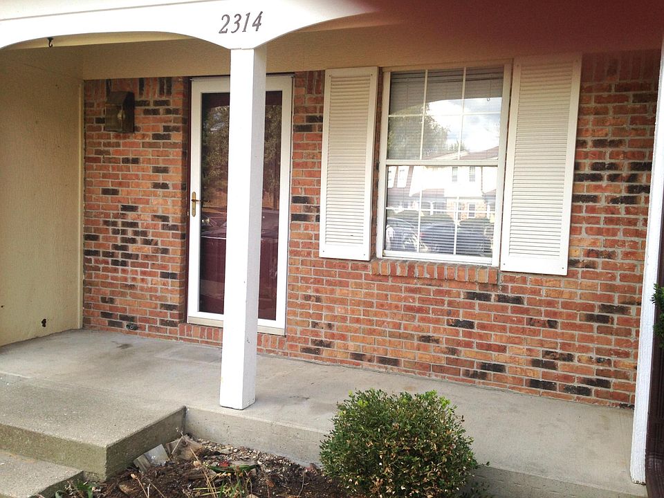 1st image of 2314 S Burberry Ln