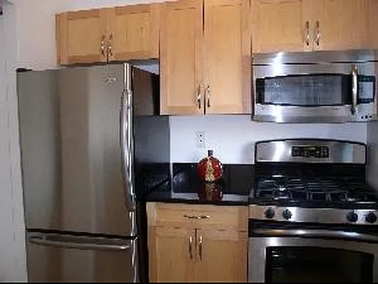 Rented by Citi Habitats | media 11