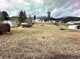 Nkn N Main St, Ione, WA 99139