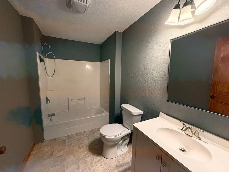 426 Cherry St — Photo 11