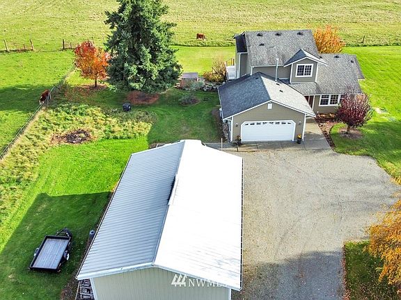 24 X 36 garage with shop space.