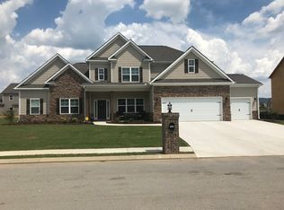7460 Hollyhock Ln, Ooltewah, TN 37363
