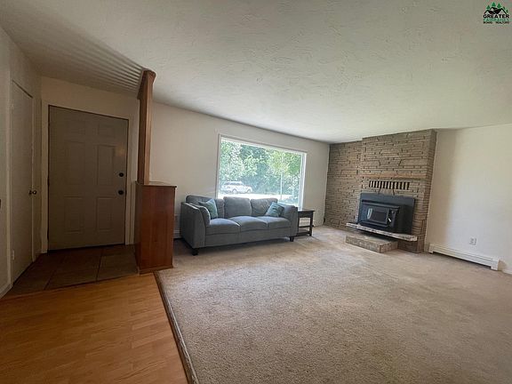 3rd image of 4780 Dale Rd