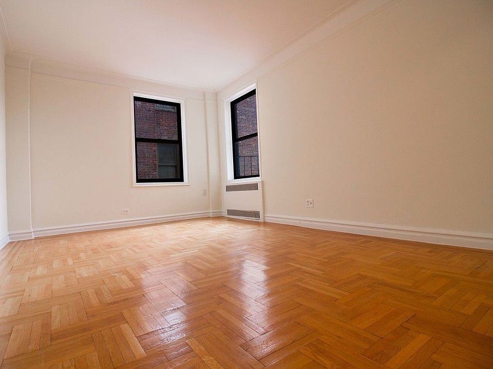 1st image of 745 Lincoln Pl APT 2D