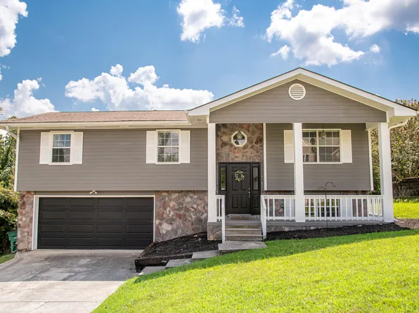 8208 Fallen Maple Dr, Chattanooga, TN 37421