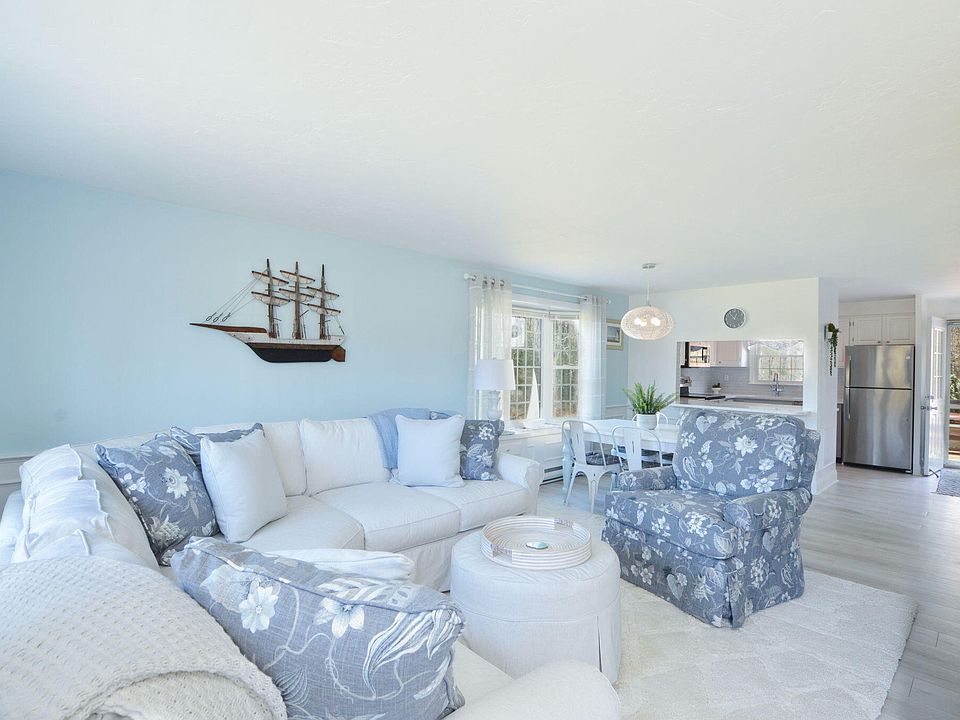 Fox Meadow Condominiums 36 Atkins Rd East Sandwich MA Zillow