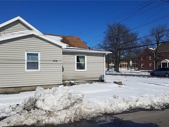3rd image of 558 Tremont St