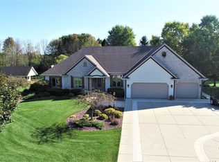 540 Hidden Glen Ct, Colgate, WI 53017