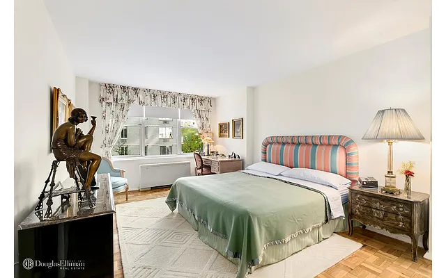 Rented by Douglas Elliman | media 5