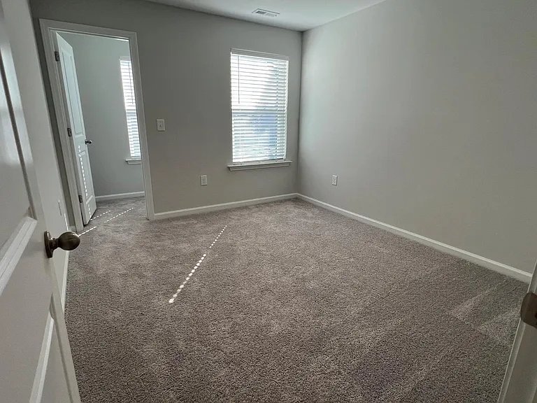 5106 Cambrey Dr — Photo 15