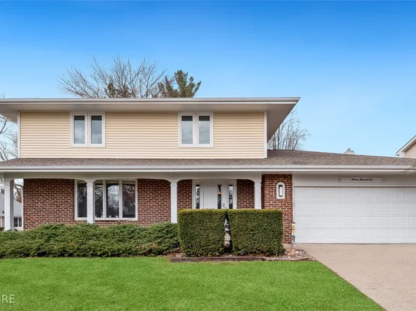1302 E Detroit Ave, Indianola, IA 50125