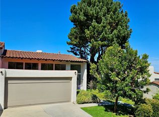 11 Oaktree Ln, Rolling Hills, CA 90274