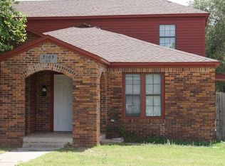 2003 28th St APT B, Lubbock, TX 79411