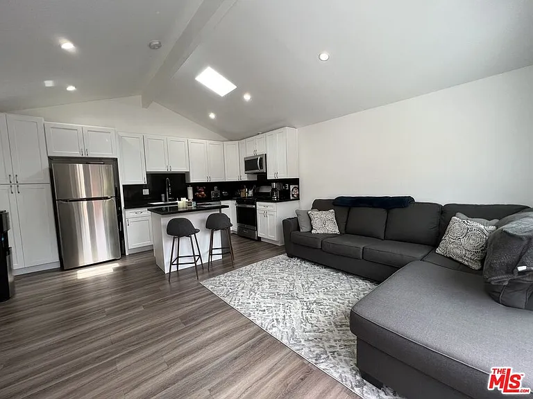 12512 Rubens Ave — Photo 4
