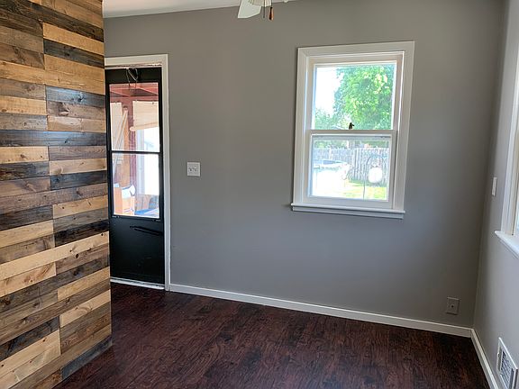 5th image of 1124 La Plante Ave