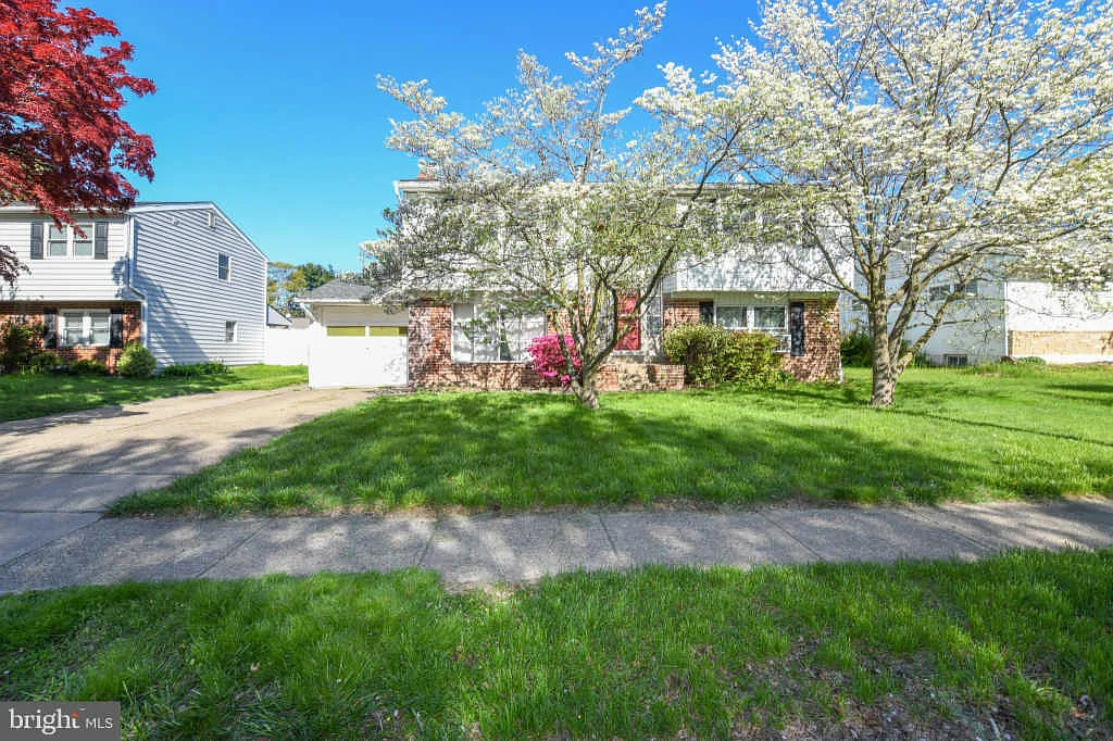 3115 Penn Valley Ave photo 1