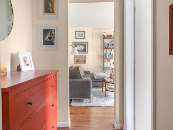 300 East 119th Street image 11 of 13