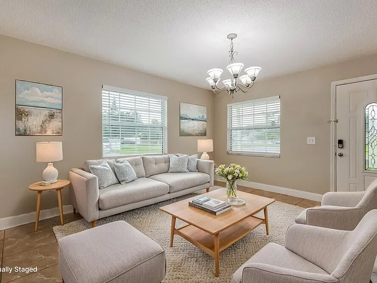 6624 N Cameron Ave — Photo 3
