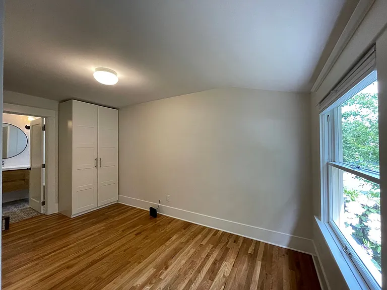 2409 NW Raleigh St — Photo 15