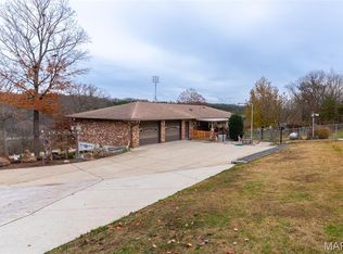 4126 Fountain City Rd, De Soto, MO 63020