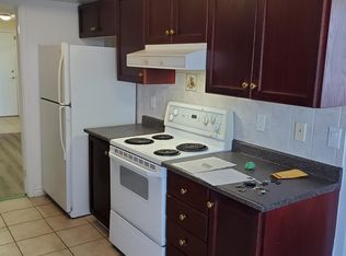 35 Kingsbridge Garden Cir #5, Mississauga, ON