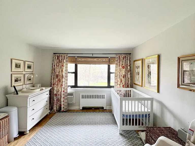 124 A2 second bedroom