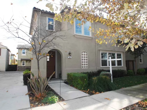 306 Pacifica Dr, Brentwood, CA 94513