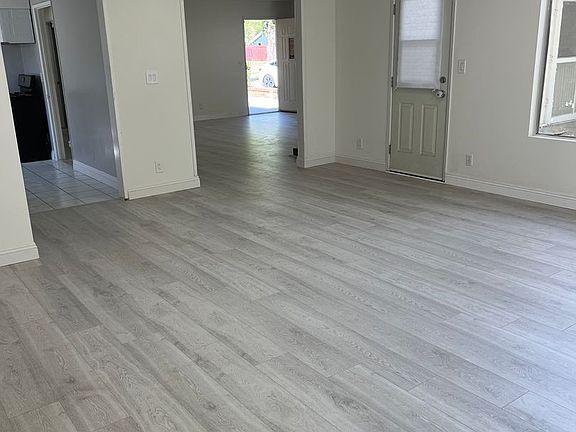 5th image of 7500 Capistrano Ave