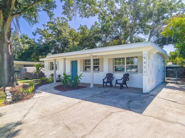 9477 PARK LAKE DRIVE N, PINELLAS PARK, FL 33782